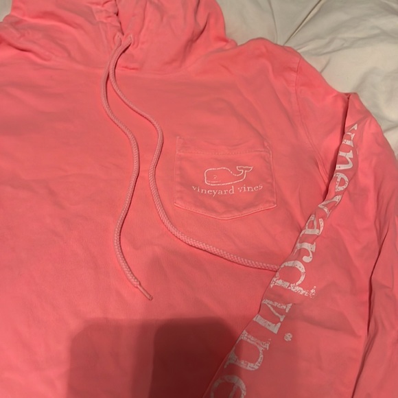 Vineyard vines long sleeve hoodie t- shirt - Picture 2 of 4